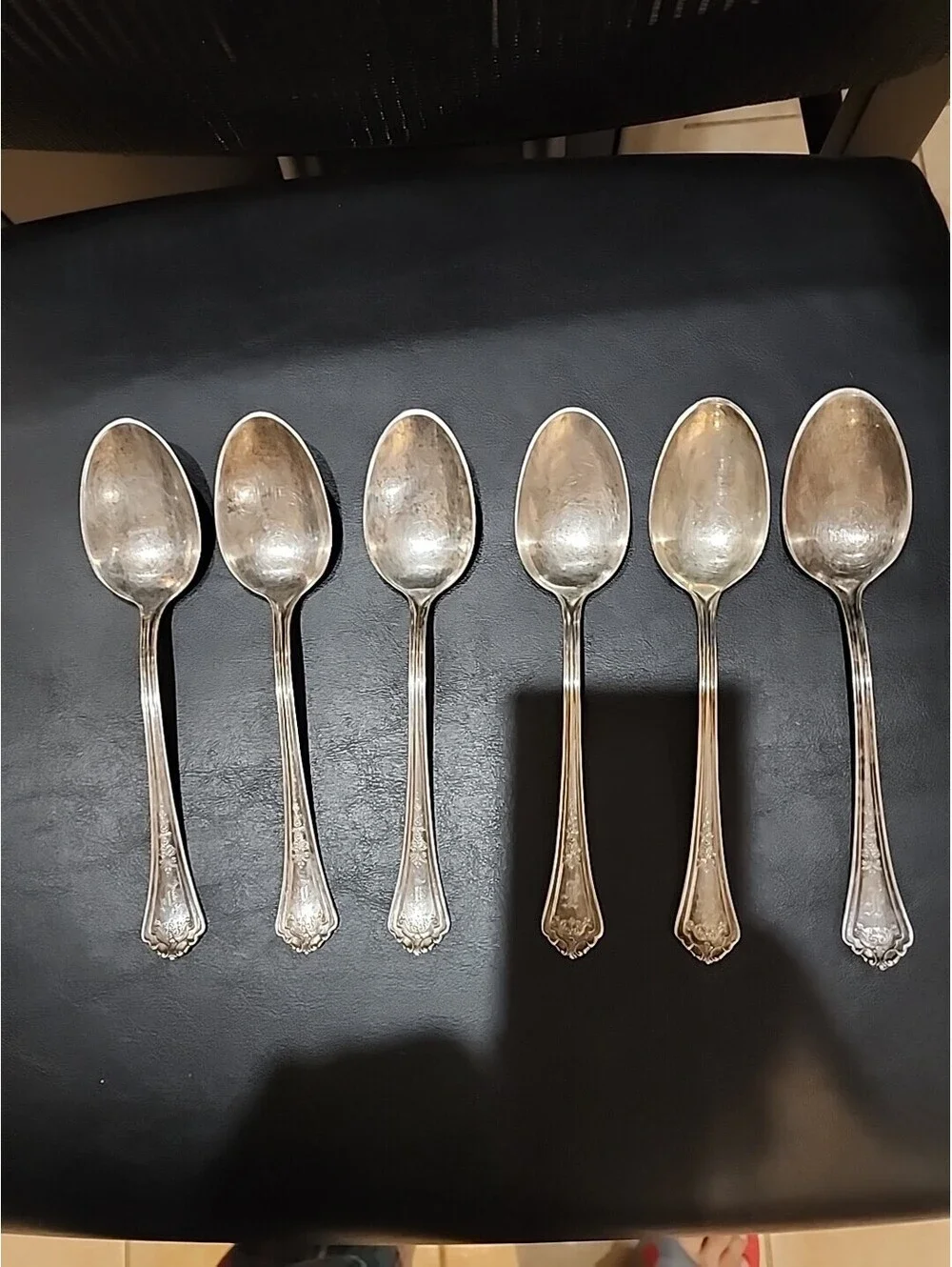 REED & BARTON Silverplate 6 Patterned Handles 8.25
